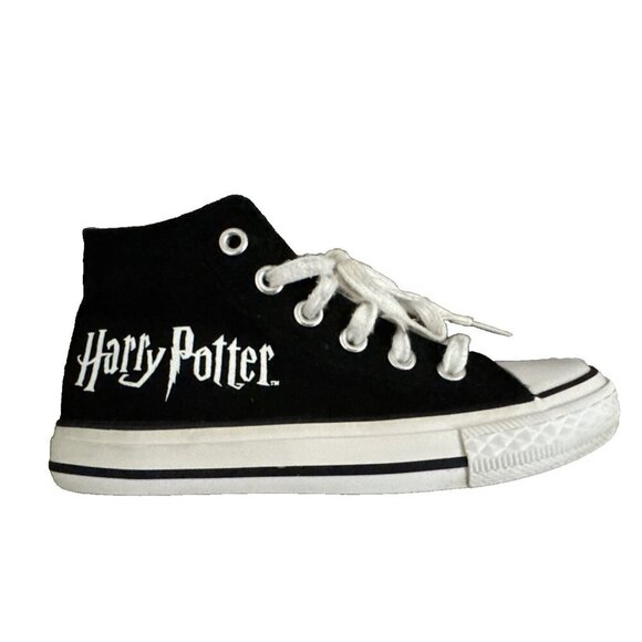 Harry Potter Kids Black shoe, Chuck Taylor style, Shoe Size UK 1, EU 32 - Picture 6 of 16
